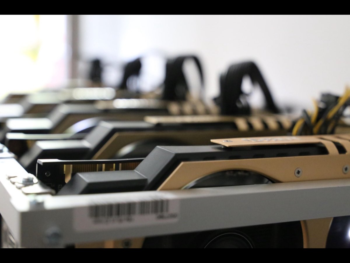 8× GPU rig, assembled